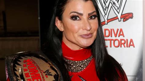 Victoria Reveals The Only Problem She Had With Trish Stratus Hitting The Widows Peak On Wwe Raw