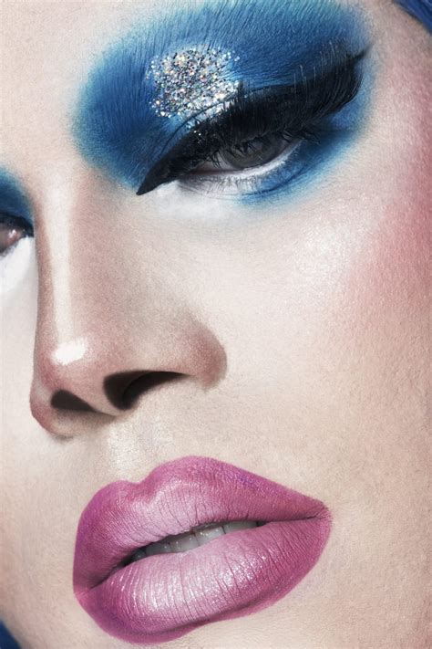 Best Drag Queen Makeup Tips And Techniques Drag Queens