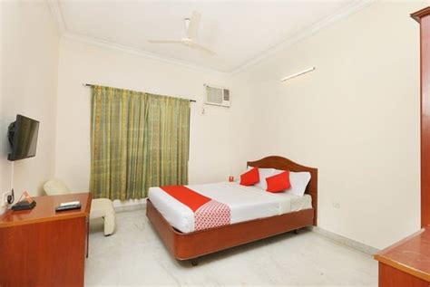 Oyo 15101 Hotel Royal Paris Prices And Reviews Chennai Madras India