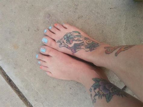 Claire Damess Feet
