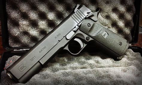 Новый пистолет Glock 1911 Легенда возвращается