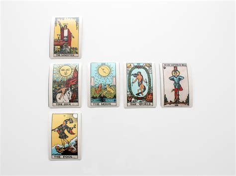 How Many Cards Are In A Tarot Deck Repeating Tarot Cards And How To