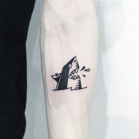 45 awesome shark tattoos for your inner badass. 70 Shark Tattoos (the most effective images!) » Nexttattoos