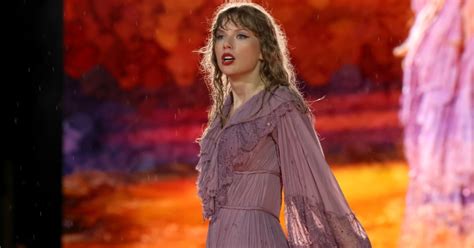 Taylor Swift Breaks Another Aria Charts Record
