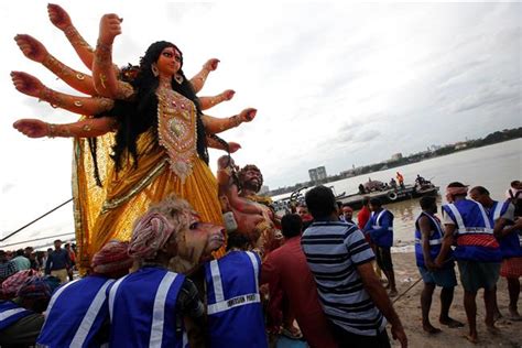 Kolkata Durga Puja Bags Unesco Heritage Tag Modi Mamata Hail Move As Proud Moment The