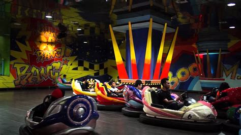 Berjaya times square the theme park in the mall is very large, suitable for friends of all ages to theme park in kuala lumpur. Berjaya Times Square Theme Park : Robo Crash (Bumper Cars ...