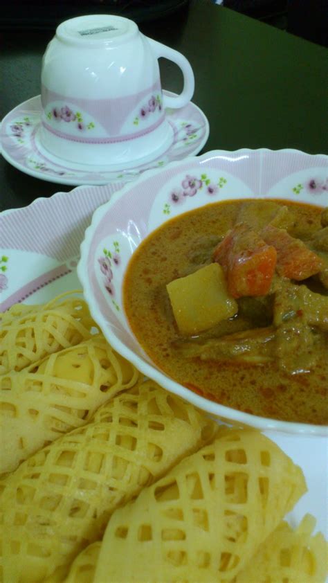 Pembaca detikfood rudy cahyadi membagikan resep andalannya, roti jala kuah durian. Resepi Roti Jala Dengan Kuah Durian - Sragen A