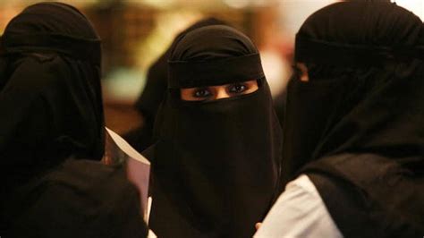 Las Ocho Cosas Que Las Mujeres Todavía No Pueden Hacer En Arabia Saudita