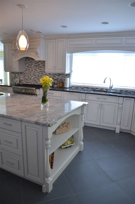 Jersey shore (jys) lancaster, pa (lns) lehigh valley (alt) long island, ny (isp) new hampshire (nhm) new haven, ct (hvn) new york city (nyc). White Glazed Cabinets Ocean New Jersey by Design Line Kitchens