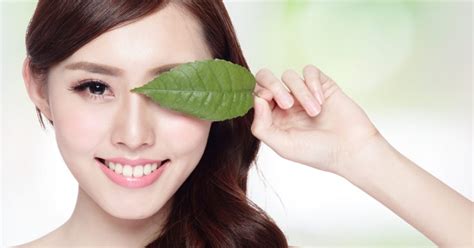 regarded herbal smooth face masks for glowing pores and skin from available substances