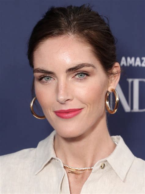 Hilary Rhoda Biography Height And Life Story Super Stars Bio