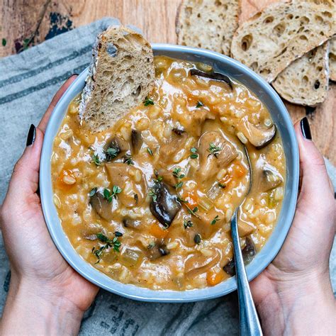 Vegan Rice Mushroom Soup Recipe | Blondelish.com