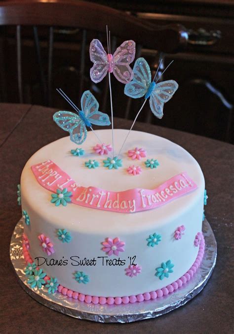 We understand it's not always possible to celebrate a birthday in person, which is why our dedicated birthday flower delivery there's also a gorgeous selection of soft and flouncy posies and flower baskets for birthday folk who like feminine, pretty styles. Francesca's first birthday cake | It was a pleasure to ...
