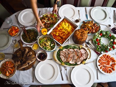 If you're coming to portugal for christmas you may want to cook a christmas meal that's traditional. Christmas menu in 5 world countries: Korea, France, Italy ...