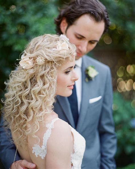 Hairstyles For Curly Hair For Wedding Hairstyles6b