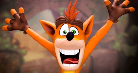 Why Crash Bandicoot Has An Extra Finger In Japan | TheGamer