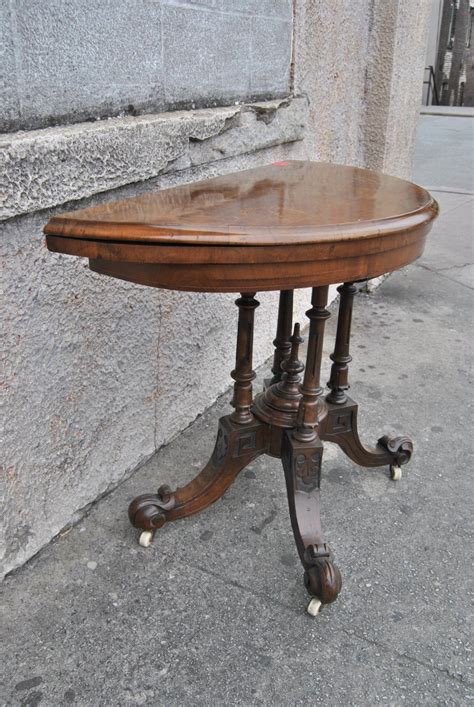 ✅ browse our daily deals for even more savings! 19th Century Walnut / Burr Walnut English Game / Card Table For Sale at 1stdibs