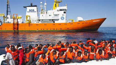 South australia's skilled and business migration program provides migrants a pathway to living, working or establishing their business in south australia through the support of state nomination. L'AQUARIUS : le bateau venant en aide aux migrants ...