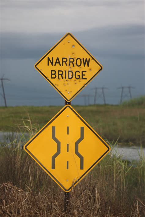 Narrow Bridge Sign What Does It Mean