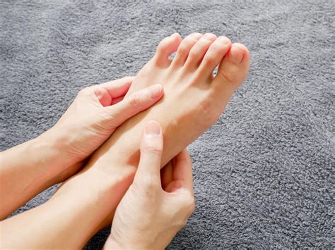 Numbness In Legs And Feet Causes Symptoms And Treatment