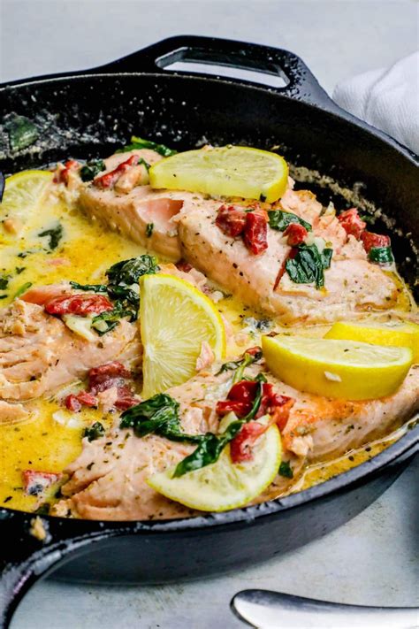 With how rich the salmon is the sauce adds tang, acidity and a splash of. One Pot Creamy Lemon Salmon Florentine With Spinach Cream ...