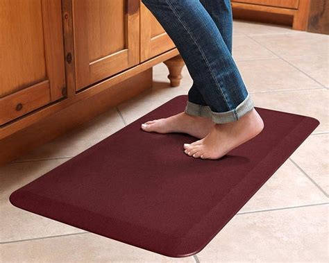 Looking for the best kitchen mats for hardwood floors? Best Anti Fatigue Kitchen Mats Review 2020 - Top 9 Ranking ...