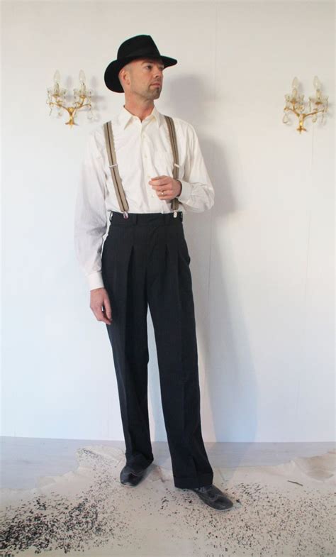 High Waist Trousers Black Pin Stripe Jaren 40 Stijl Hoge Taille Kostuum