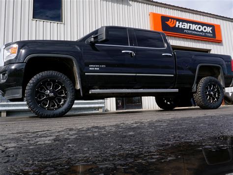 2015 Gmc Sierra 2500 Hd 20x9 Xd Series Wheels 29560r20 Nitto Tires