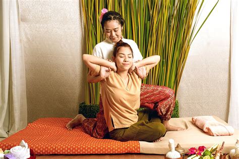 Swedish Vs Thai Massage Similarities And Differences Localise Asia