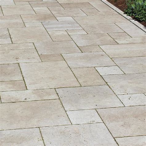Classic Tumbled Travertine French Pattern 12mm Ceramica Homes