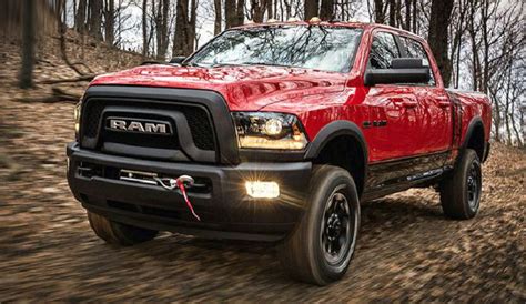 I love that it has a/c vents to the back seats! 2019 Ram 1500 Release Date Sport Hemi Limited Changes ...