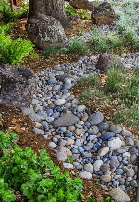 10 Dry River Bed Landscape Ideas Decoomo