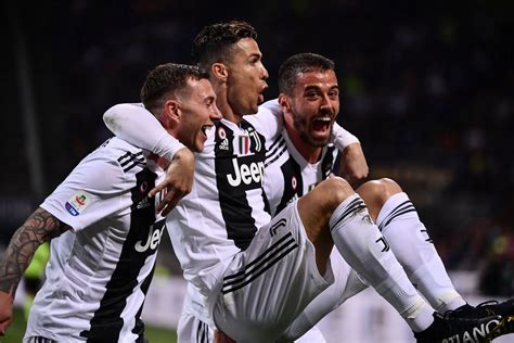 Juventus vs roma streamings gratuito. Inter Milan vs Juventus: Ronaldo sets new record in 1-1 ...