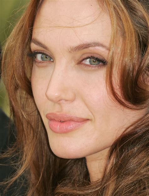 Angelina Jolie Cannes 2007 Photoshots 12pix