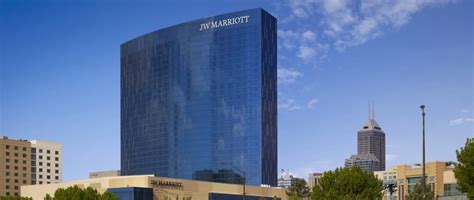Jw Marriott Indianapolis Crescent Shaped Luxury Hotel Tower