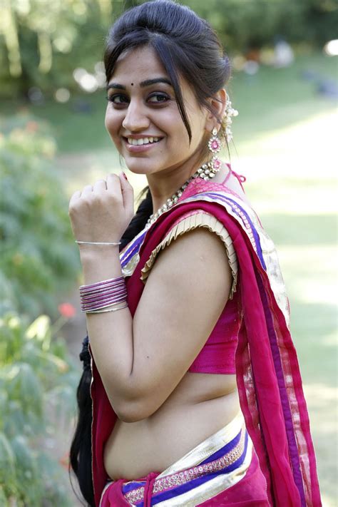 Telugu actress with traditional dress. South indian actress in saree | Bhojpuri actress Monalisa hot photos