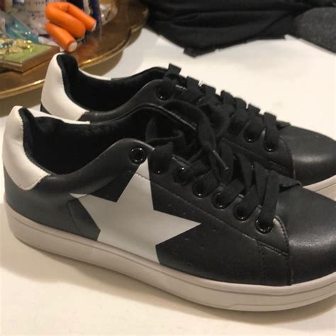 Steve madden will gladly authorize returns of unworn merchandise within 30 days of receipt of your order. Steve Madden Shoes | Nwt Tennis | Poshmark