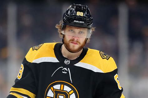 For Bruins Fans All Eyes Should Be On David Pastrnak Couch Guy Sports