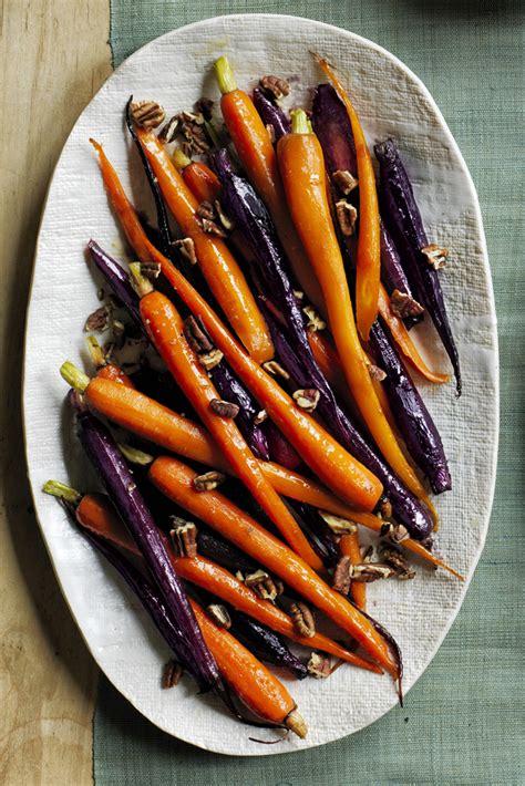 These side dishes perfectly complement your christmas roast, ham, or vegetarian dinner. 16 Thanksgiving Vegetable Side Dish Recipes - Holiday Side Dishes with Vegetables
