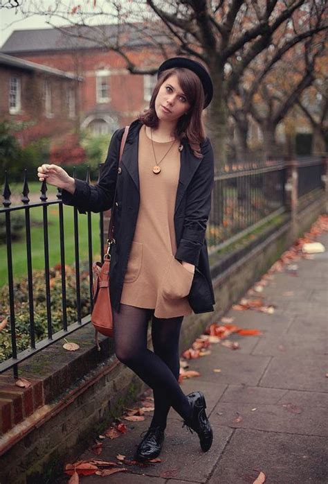 Does Dark Blue Jeans Go With Black - What To Wear With Dark Blue Jeans Female