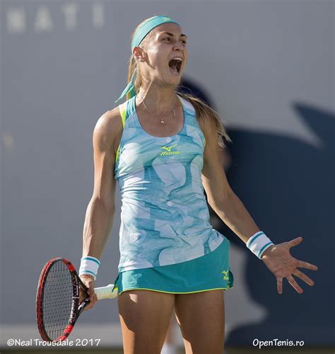 Imagini de la meciul SORANA CÎRSTEA Aleksandra Krunic din primul tur