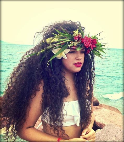 Polynesian Girl Hawaiian Hairstyles Beautiful Long Hair Hawaiian Girls