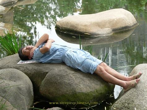 sleeping chinese people ~ great panorama picture