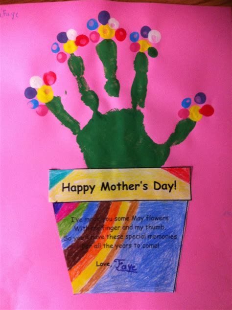 We first focus on the mother's day activities for preschoolers that we have made here on red ted art before. Lauren and Jeanine's Creative Corner: Mother's Day in ...
