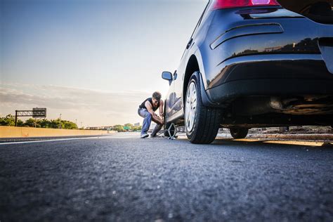 What To Do Before And After A Flat Tire