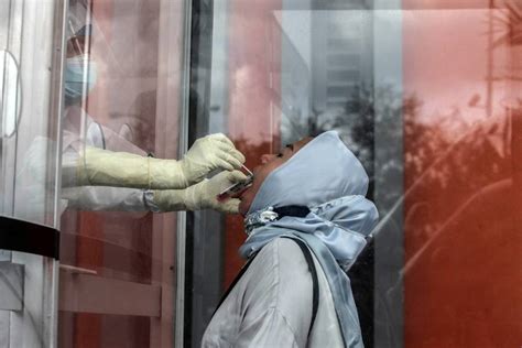 Pesona depok estate no.1, sukmajaya, pancoran mas, depok city, west java 16412 jam operasional. Indonesia imposes tougher virus curbs - Asian News from UK