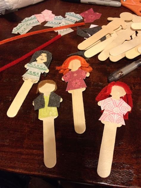 Making Mini Puppets For A Lesson On Ruth Naomi And Boaz Bible