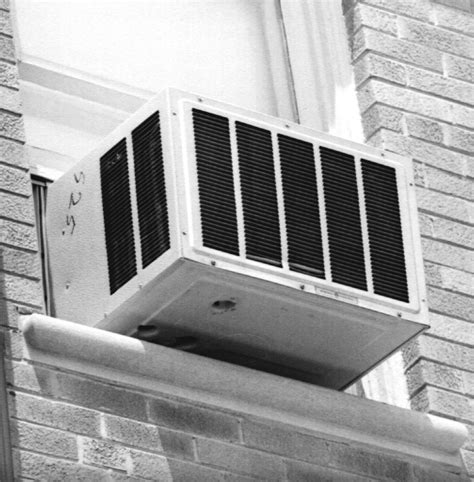 Vintage Room Air Conditioners — 1987 General Electric Room Air