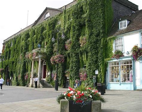 A Favourite Old Historic Hotel In Bury St Edmunds Samuel Pepys Stayed