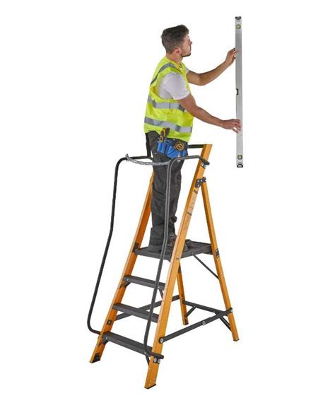 Youngman Megastep 4 Tread Wide Step Ladder Safety Platforms